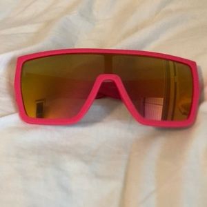Pink polarized sunglasses